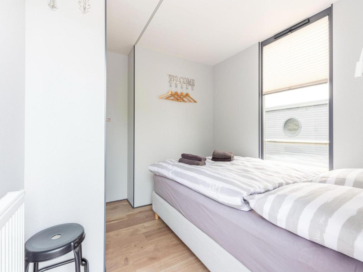 Hotel Luxury Houseboat In Volendam Marina Exterior foto